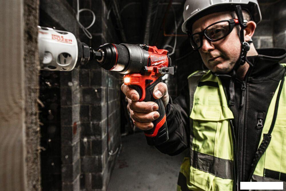 Дрель-шуруповерт Milwaukee M12 FUEL M12FDD2-0 4933479872 (без АКБ)