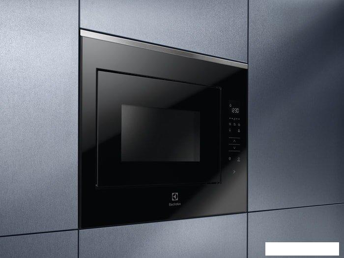 Микроволновая печь Electrolux KMFE264TEX