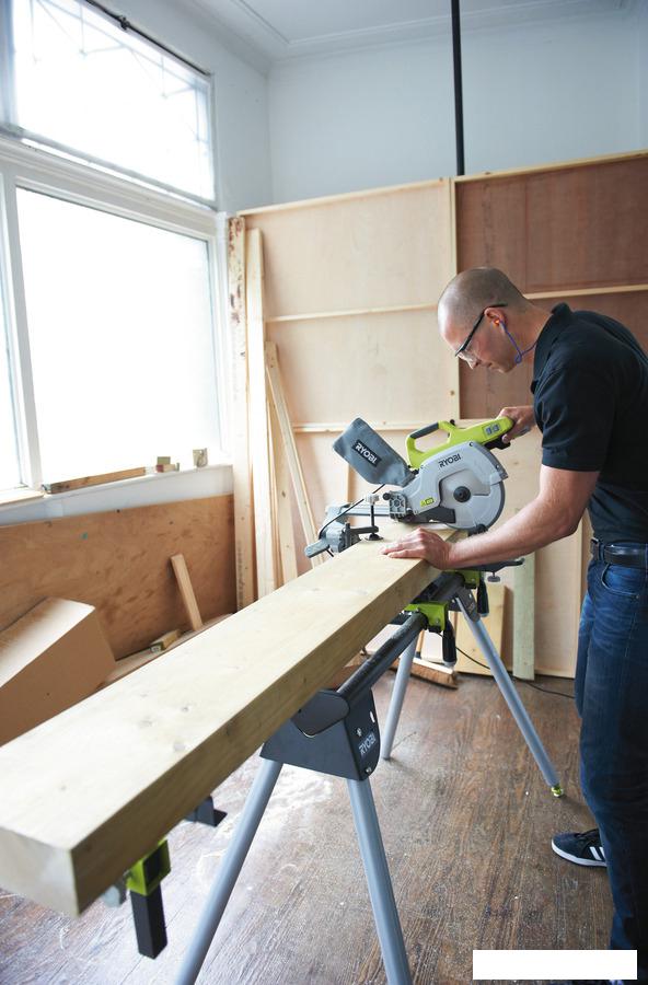 Торцовочная пила Ryobi EMS216L