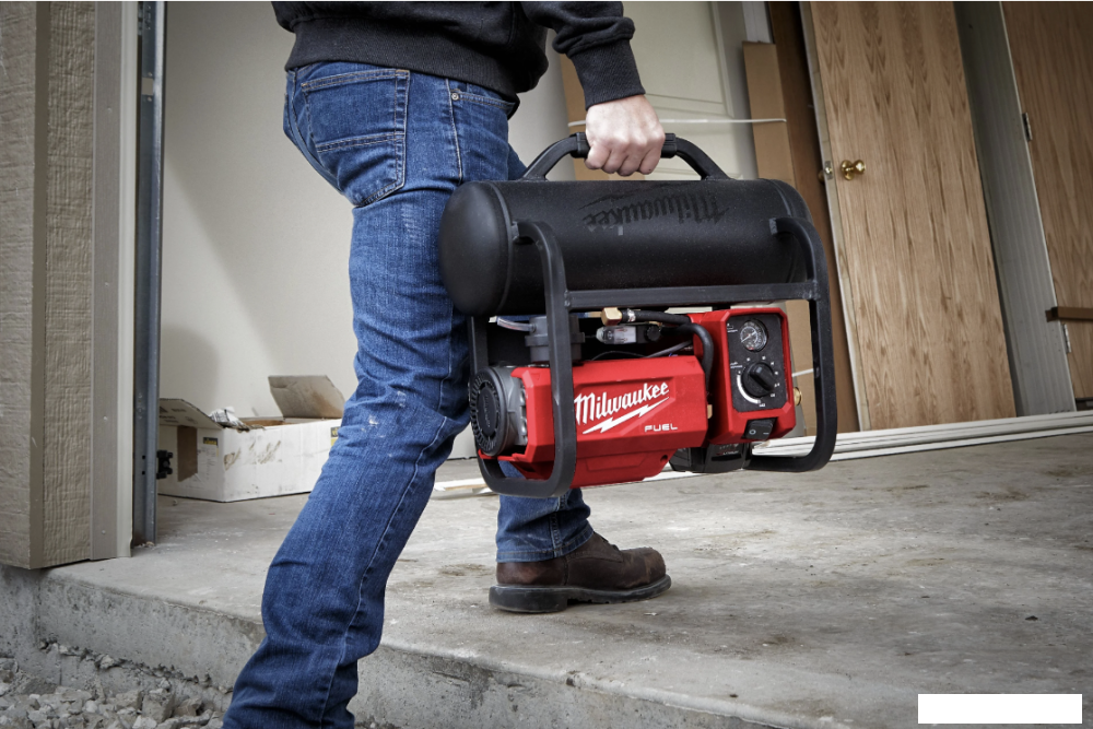 Компрессор Milwaukee M18 FUEL FAC-0 4933472166 (без АКБ)