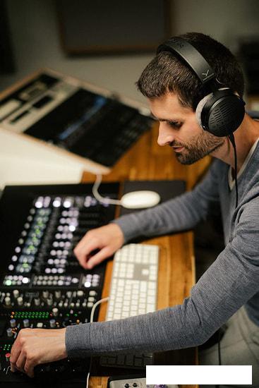 Наушники Beyerdynamic DT 900 Pro X