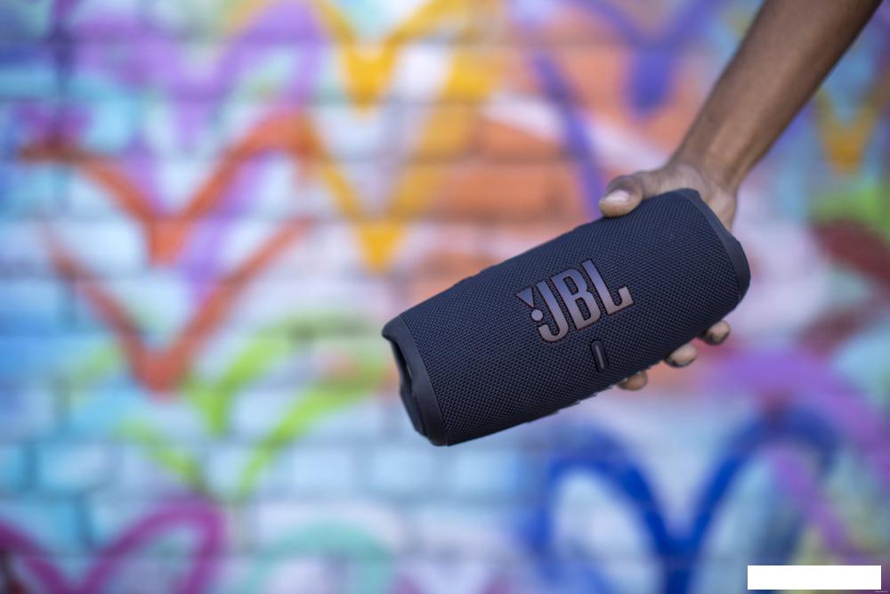 Беспроводная колонка JBL Charge 5 (серый)