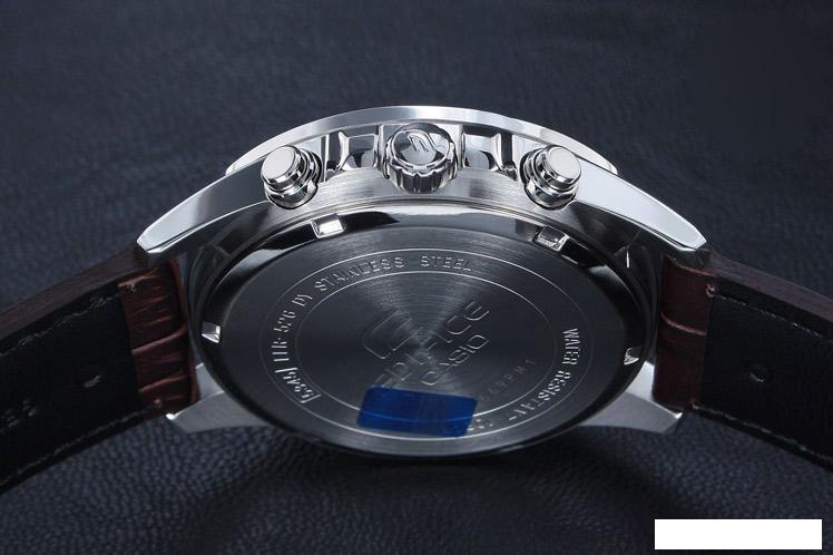Наручные часы Casio EFR-526L-7A