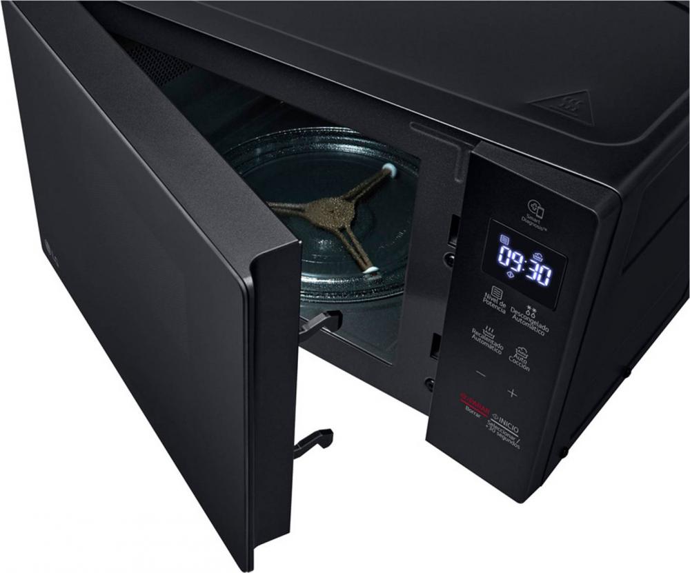 Микроволновая печь LG MS2032GAS