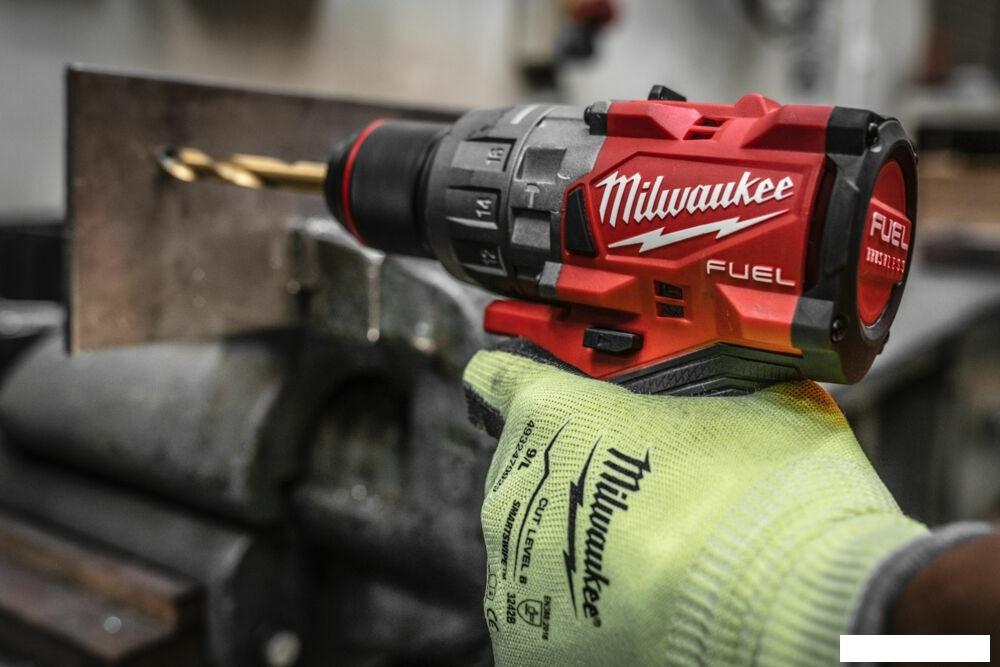 Ударная дрель-шуруповерт Milwaukee M18 FUEL M18FPD3-402C 4933492473 (с 2-мя АКБ 4 Ач, кейс)
