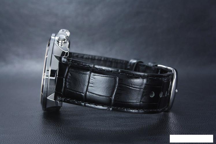 Наручные часы Casio EFR-526L-1A