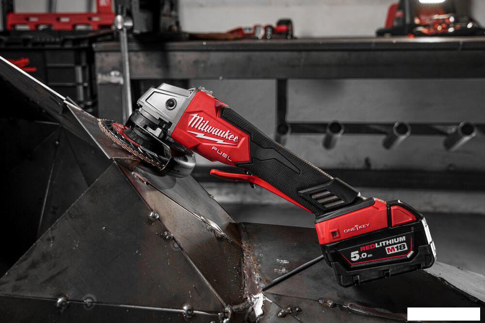 Угловая шлифмашина Milwaukee M18 ONEFSAG125XPDB-0X Fuel One Key 4933478434 (без АКБ)