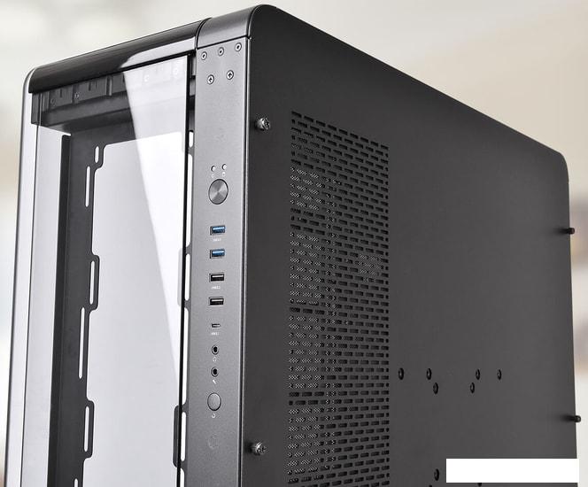 Корпус Thermaltake Core P8 TG CA-1Q2-00M1WN-00