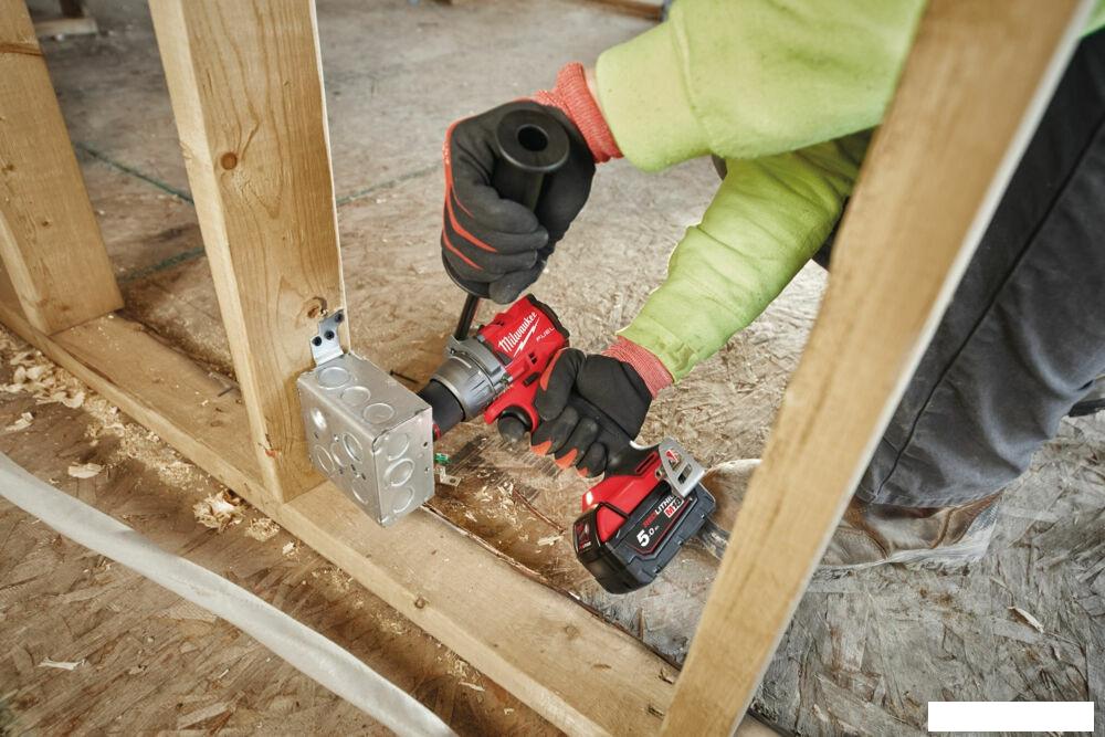 Дрель-шуруповерт Milwaukee M18 FUEL M18FDD3-502X 4933479863 (с 2-мя АКБ 5 Ач, кейс)
