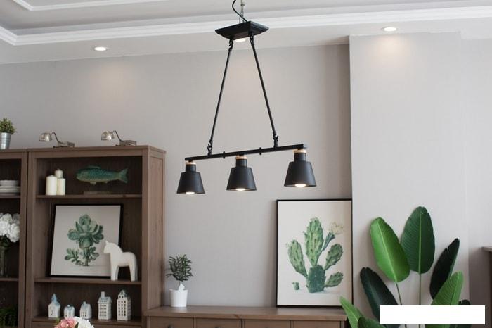 Подвесная люстра Home Light A070-3