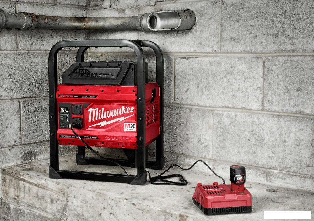 Портативная зарядная станция Milwaukee MX FUEL MXF PS-0 4933493922 (без АКБ)