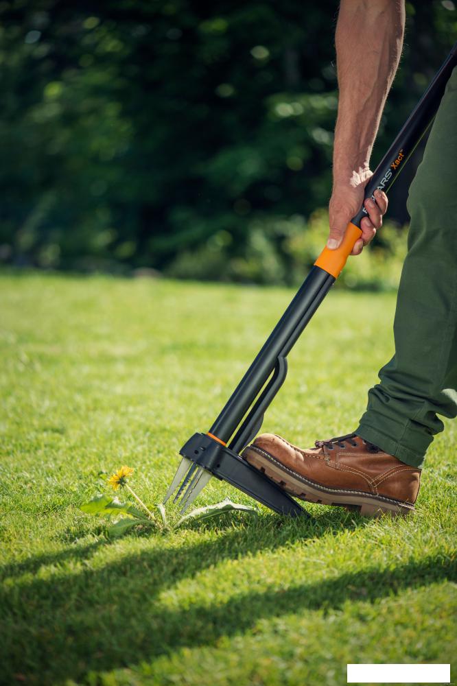 Корнеудалитель Fiskars Xact 1020126