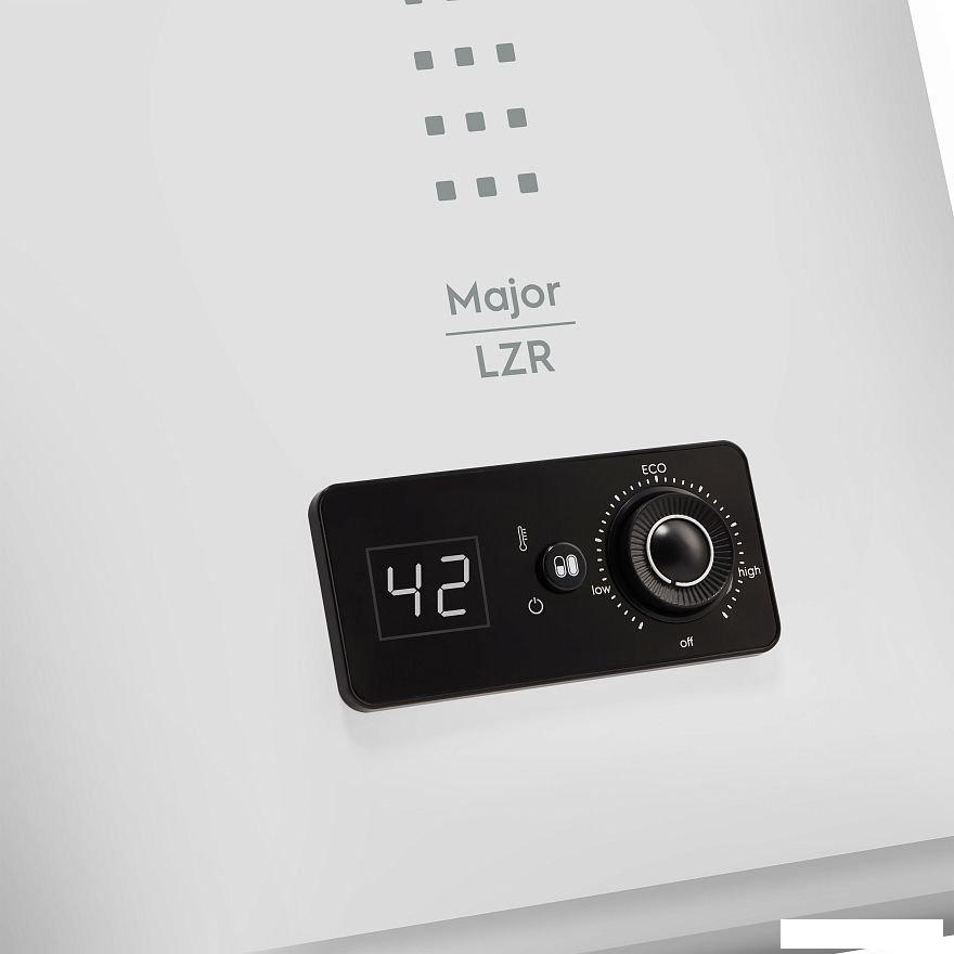 Накопительный электрический водонагреватель Electrolux EWH 30 Major LZR 3