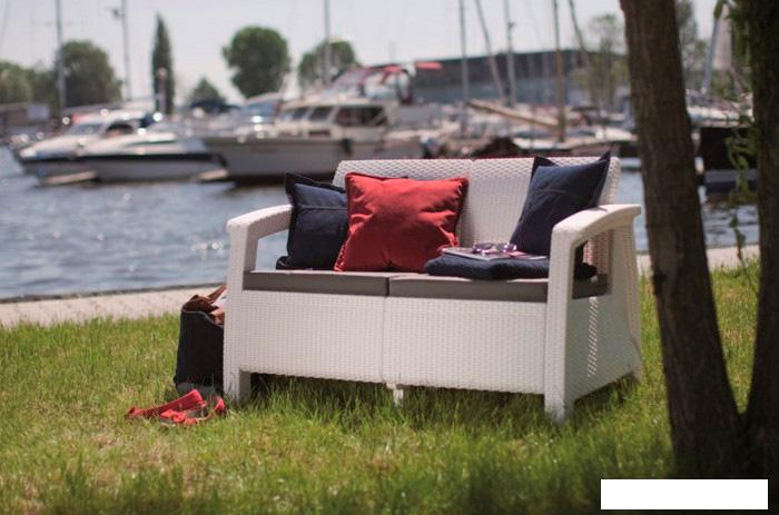 Садовый диван Keter Corfu Love Seat (коричневый)