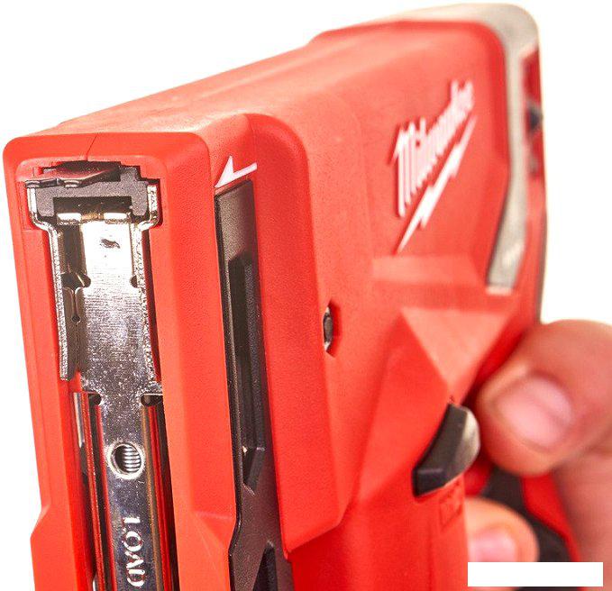 Степлер Milwaukee M12 BST-202X 4933459635 (с 2-мя АКБ)