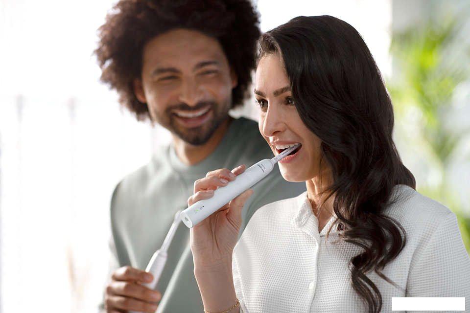 Электрическая зубная щетка Philips Sonicare 3100 series HX3671/13