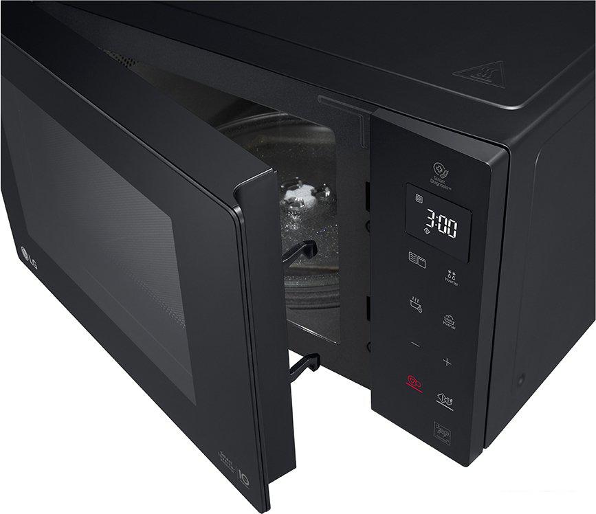 Микроволновая печь LG MB63W35GIB