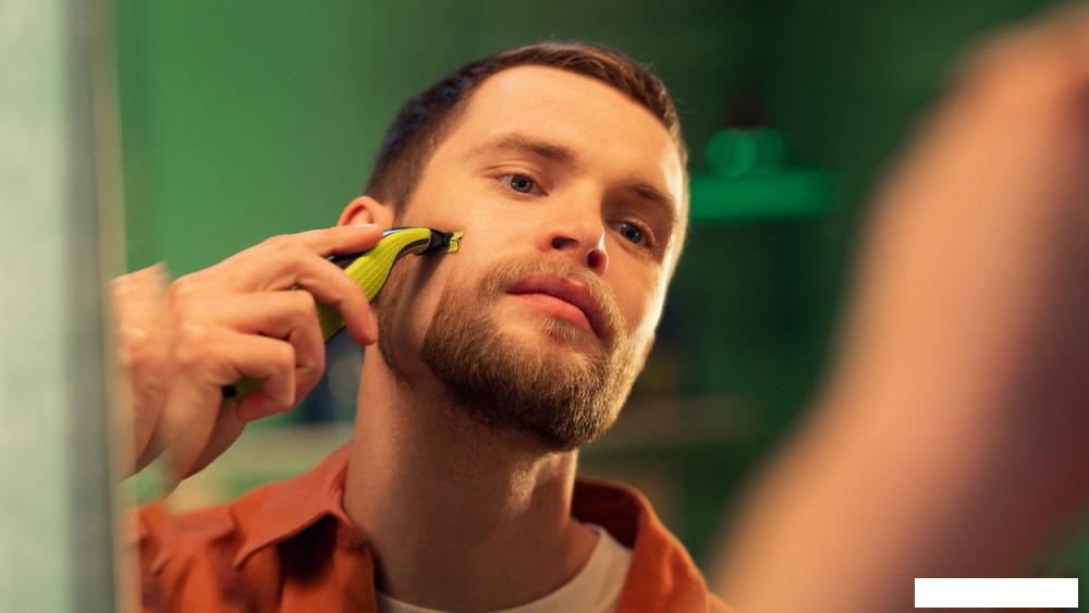 Триммер для бороды и усов Philips OneBlade 360 Face QP2734/31