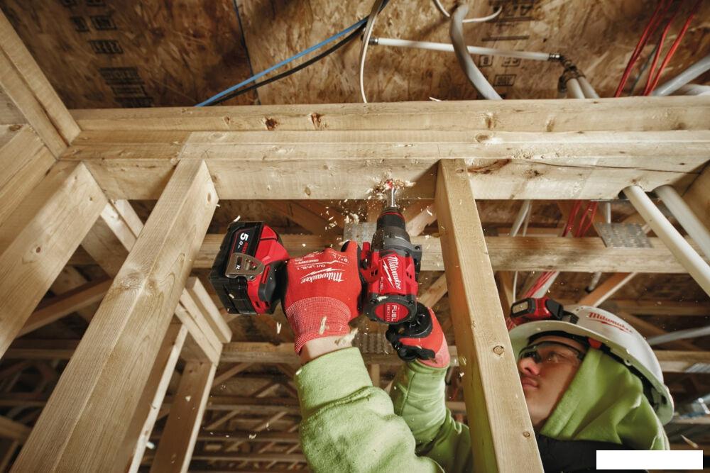 Дрель-шуруповерт Milwaukee M18 FUEL M18FDD3-502X 4933479863 (с 2-мя АКБ 5 Ач, кейс)