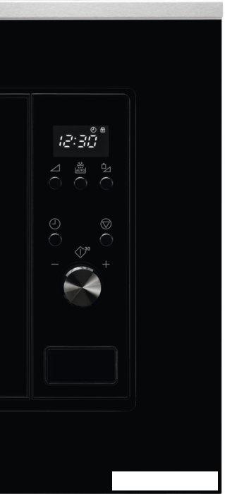 Микроволновая печь Electrolux LMS2203EMX
