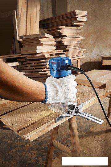 Вертикальный фрезер Bosch GKF 550 Professional 06016A0020