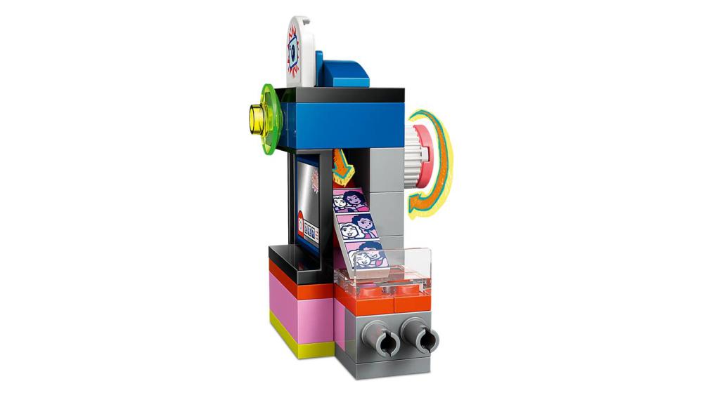 Конструктор LEGO Friends Парикмахерская и магазин аксессуаров 42662