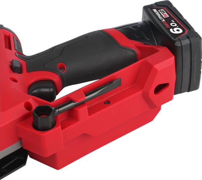 Аккумуляторная пила Milwaukee M12 FHS-602X Fuel 4933472212 (без АКБ)