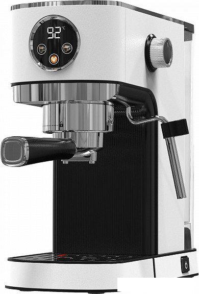 Рожковая кофеварка Korting KCM 1003 EW