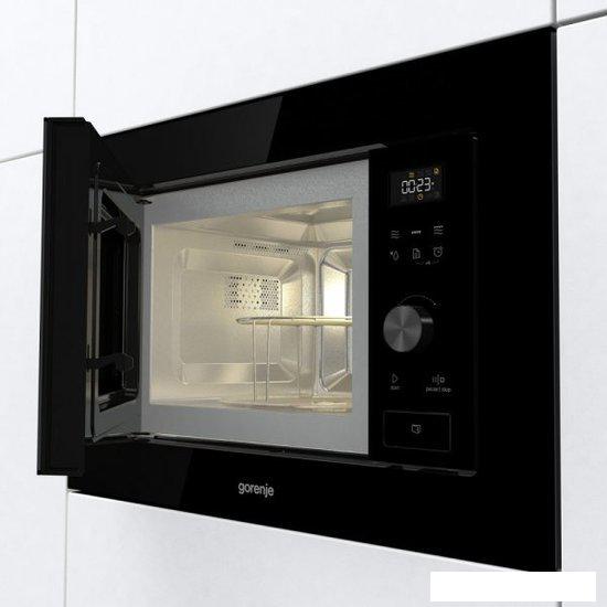 Микроволновая печь Gorenje BM201AG1BG