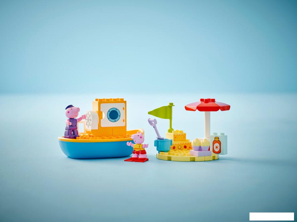 Конструктор LEGO Duplo 10432 Поездка на лодке со Свинкой Пеппой