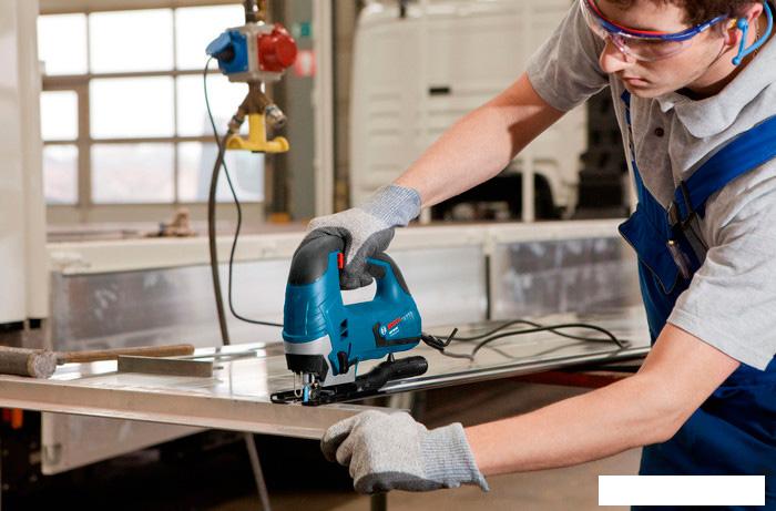 Электролобзик Bosch GST 90 BE Professional (060158F001)