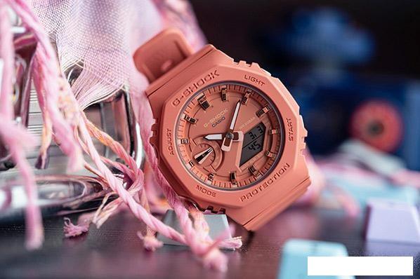 Наручные часы Casio G-Shock GMA-S2100-4A2