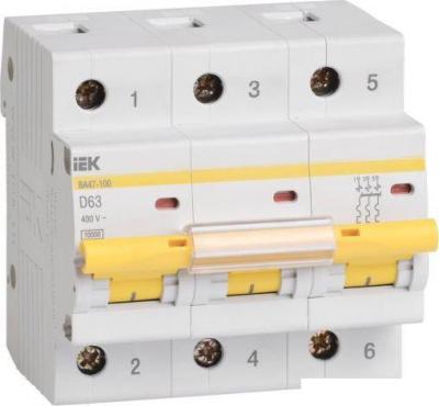 Выключатель автоматический IEK ВА47-100 3Р 40А 10кА D MVA40-3-040-D