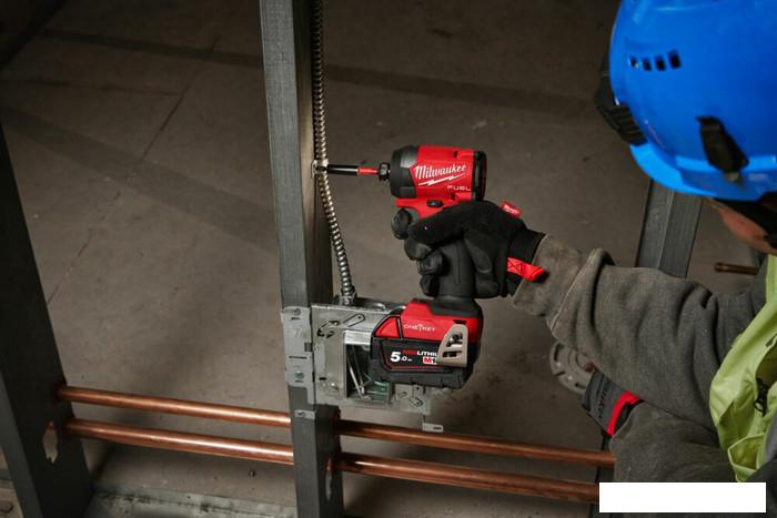 Винтоверт Milwaukee M18 FUEL M18ONEID3-0X 4933492800 (без АКБ, кейс)