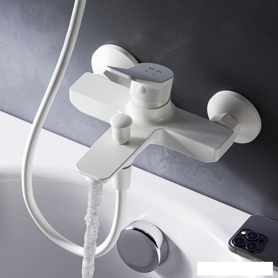 Смеситель AM.PM X-Joy F85A10033 (белый)