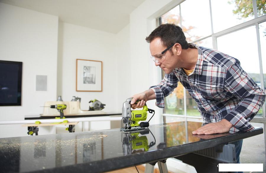 Электролобзик Ryobi RJS750-G