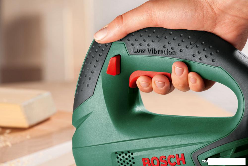 Электролобзик Bosch PST 700 E (06033A0020)