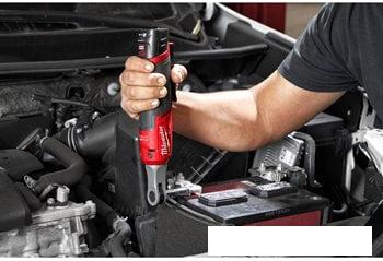 Трещотка Milwaukee M12 FHIR14-0 4933478171 (без АКБ)