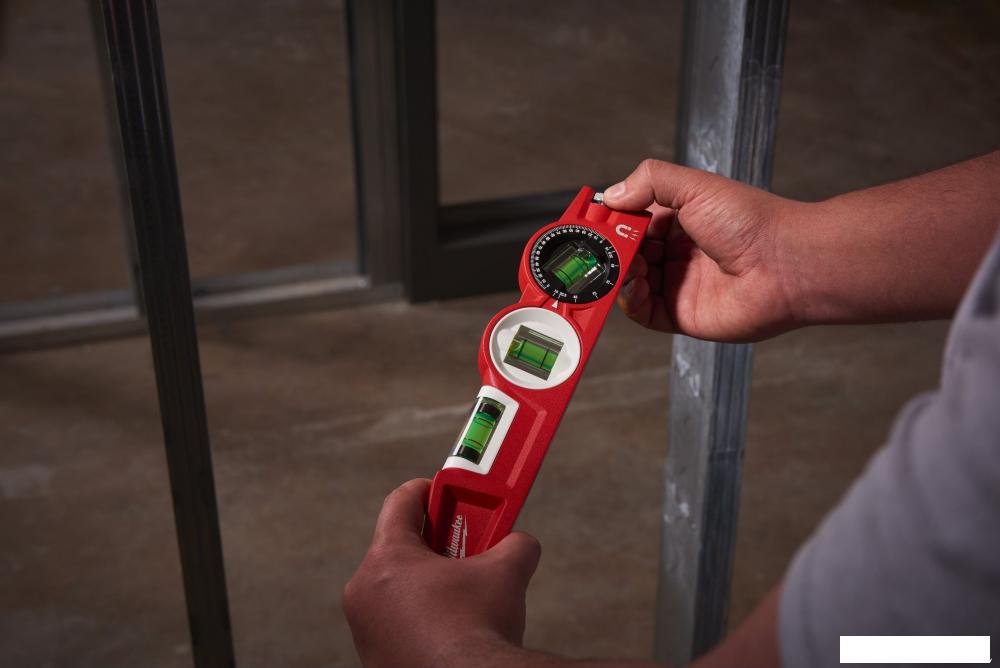 Уровень строительный Milwaukee 4932459096