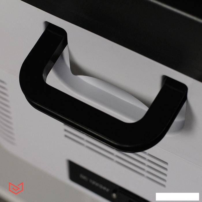 Компрессорный автохолодильник Meyvel AF-G18