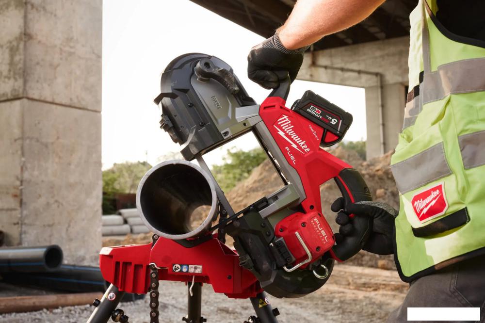 Ленточная пила Milwaukee M18 FBS127DO-0C Fuel One-Key 4933498311 (без АКБ, кейс)