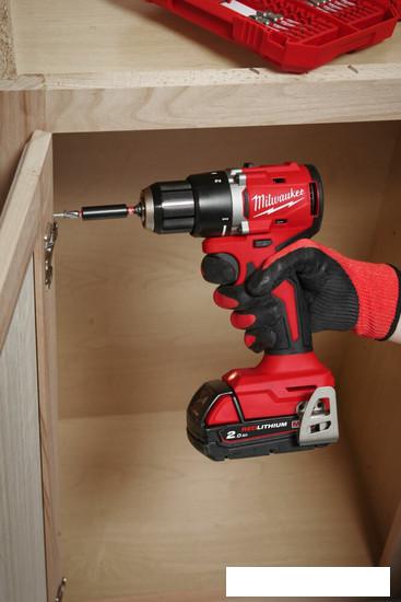 Дрель-шуруповерт Milwaukee M18 M18BLDDRC-502C 4933492835 (с 2-мя АКБ 5 Ач, кейс)