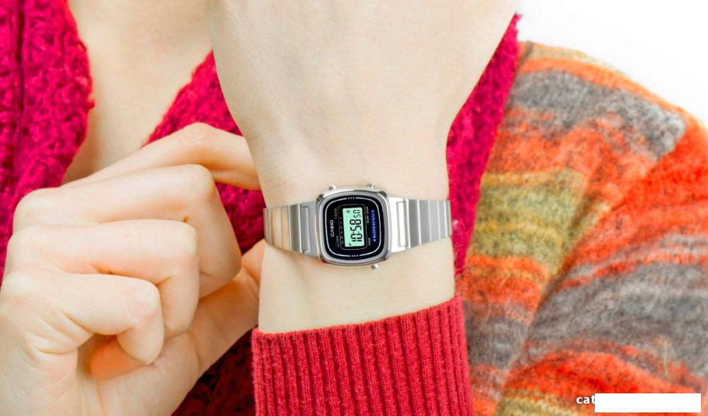 Наручные часы Casio LA670WEA-1E