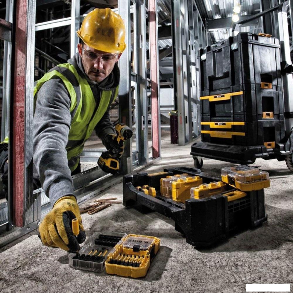 Набор бит DeWalt DT70731T-QZ