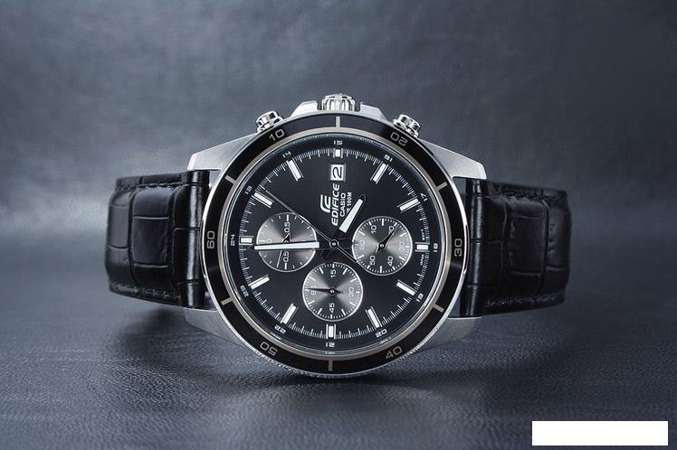Наручные часы Casio EFR-526L-1A