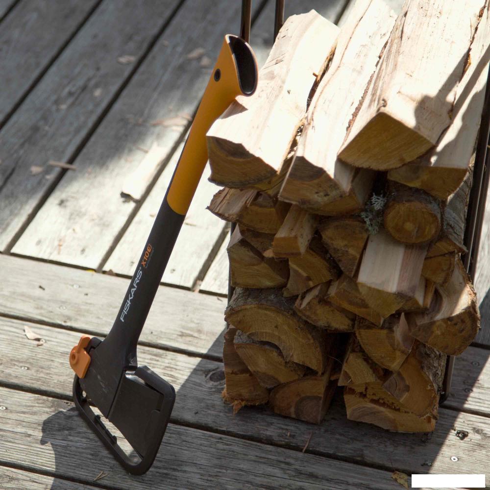 Топор Fiskars S X10 X-series 1015619