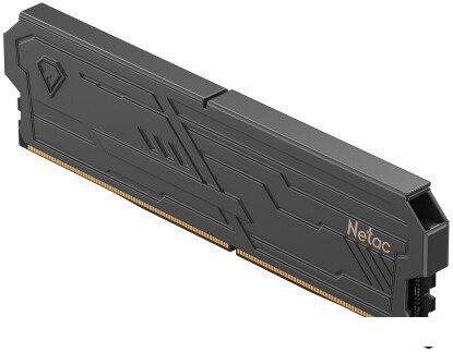 Оперативная память Netac Shadow III 2x8ГБ DDR4 3200 МГц NTSHD4P32DP-16K