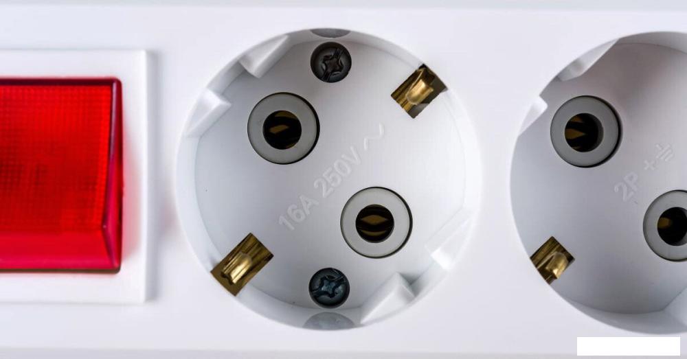 Колодка удлинителя Makel MGP231