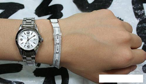Наручные часы Casio LTP-1215A-7A