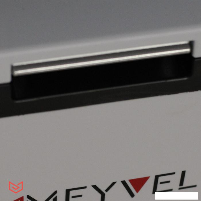 Компрессорный автохолодильник Meyvel AF-G18